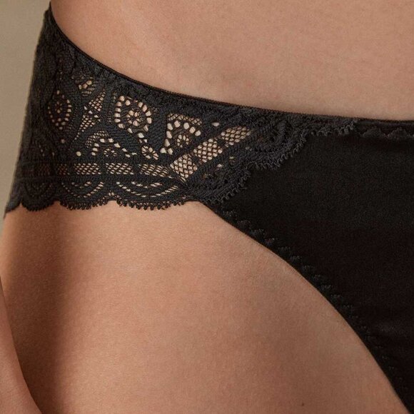 Intimissimi Silk and Lace Briefs in Black - Picture 5 of 8